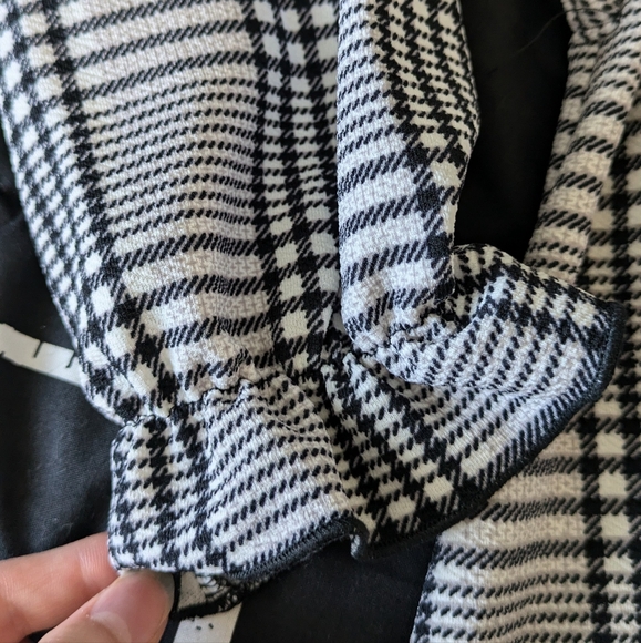 Kids Girls Plaid Dress - Picture 5 of 5